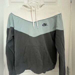 Nike sweatshirt